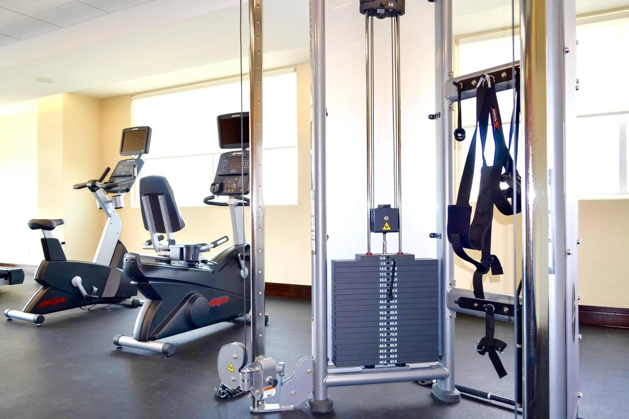 Courtyard By Marriott Hermosillo Bagian luar foto