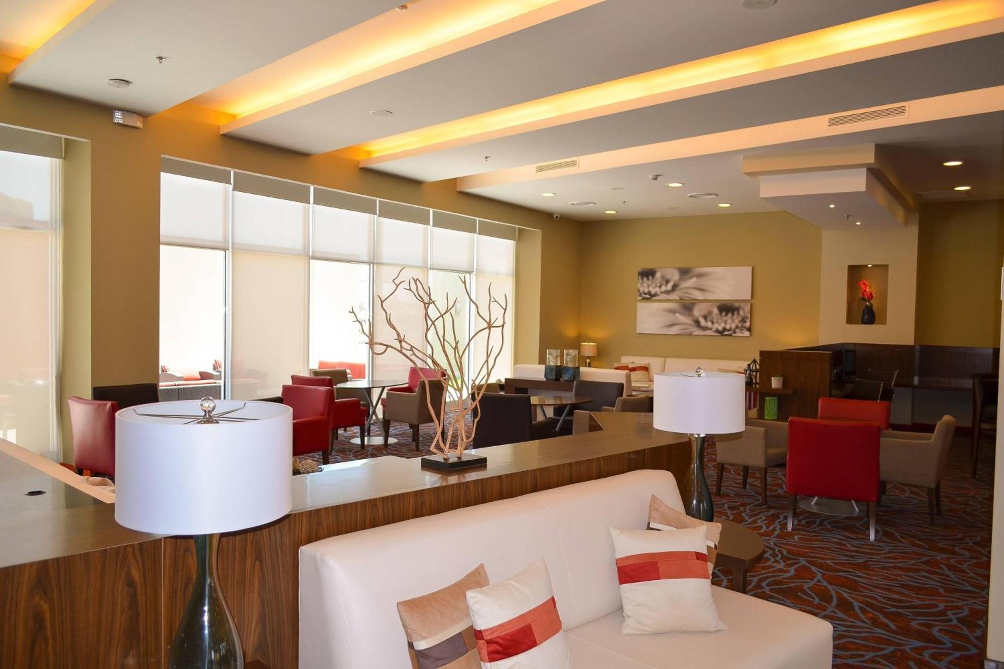 Courtyard By Marriott Hermosillo Bagian luar foto