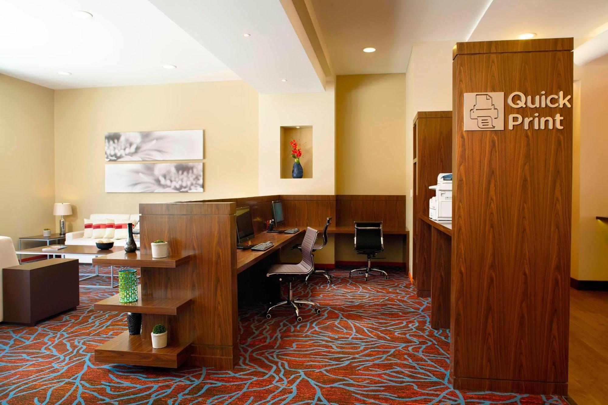 Courtyard By Marriott Hermosillo Bagian luar foto