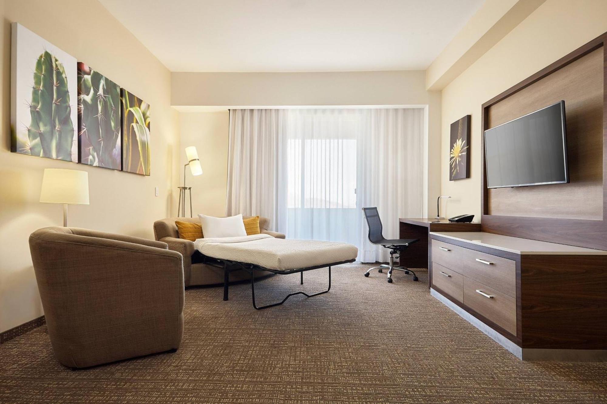 Courtyard By Marriott Hermosillo Bagian luar foto