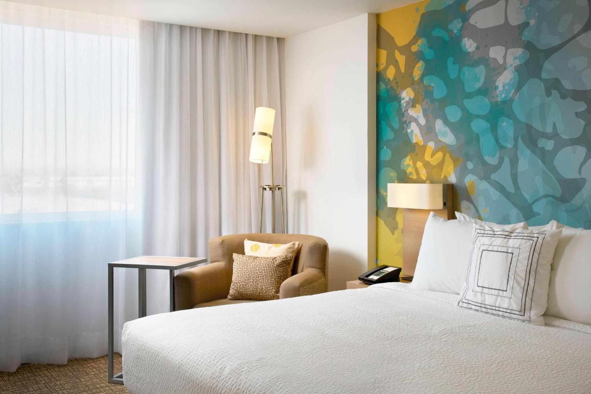 Courtyard By Marriott Hermosillo Bagian luar foto