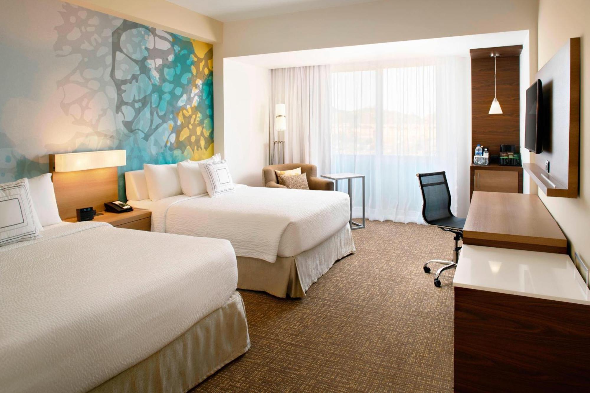Courtyard By Marriott Hermosillo Bagian luar foto