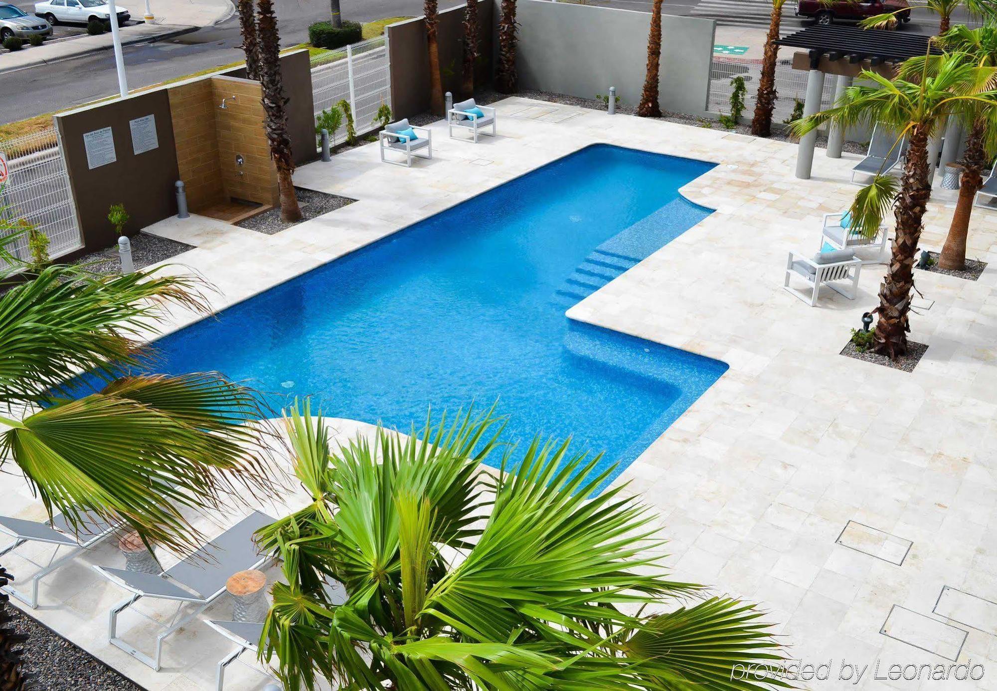 Courtyard By Marriott Hermosillo Bagian luar foto