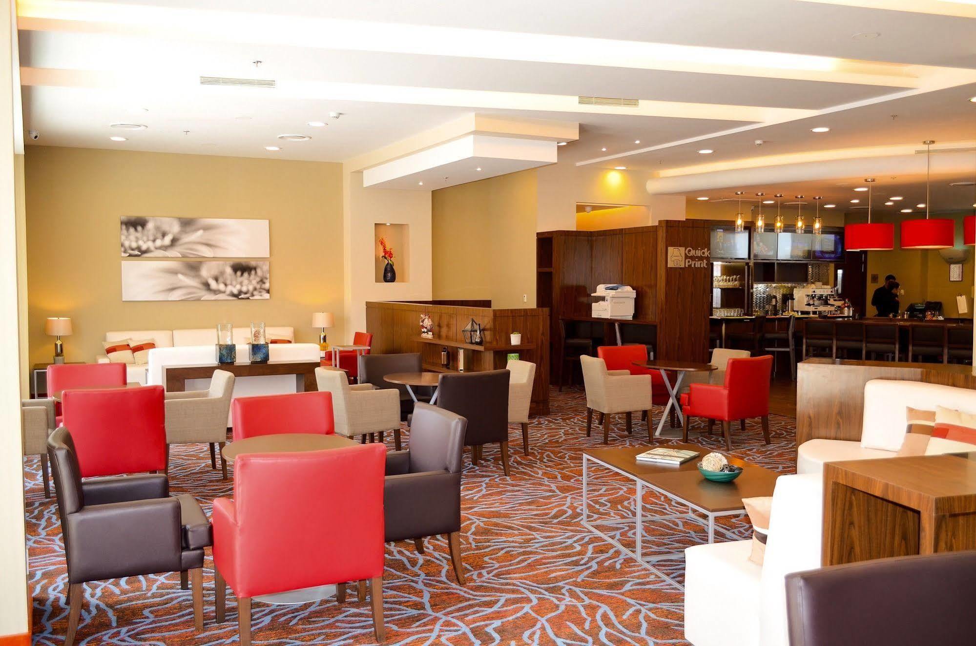 Courtyard By Marriott Hermosillo Bagian luar foto